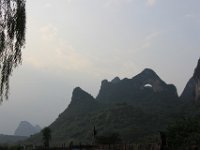 Måne bakken udenfor Yangshuo som man godt kan gå op til (800 trin)