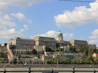 Det kongelige slot på Buda sidden set fra Pest.