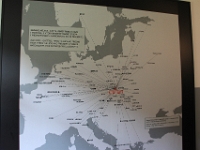 Et kort over alle de steder hvorfra jøder blevet transporteret til Auschwitz.