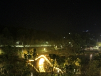 Shaozhou parken i aften belysning